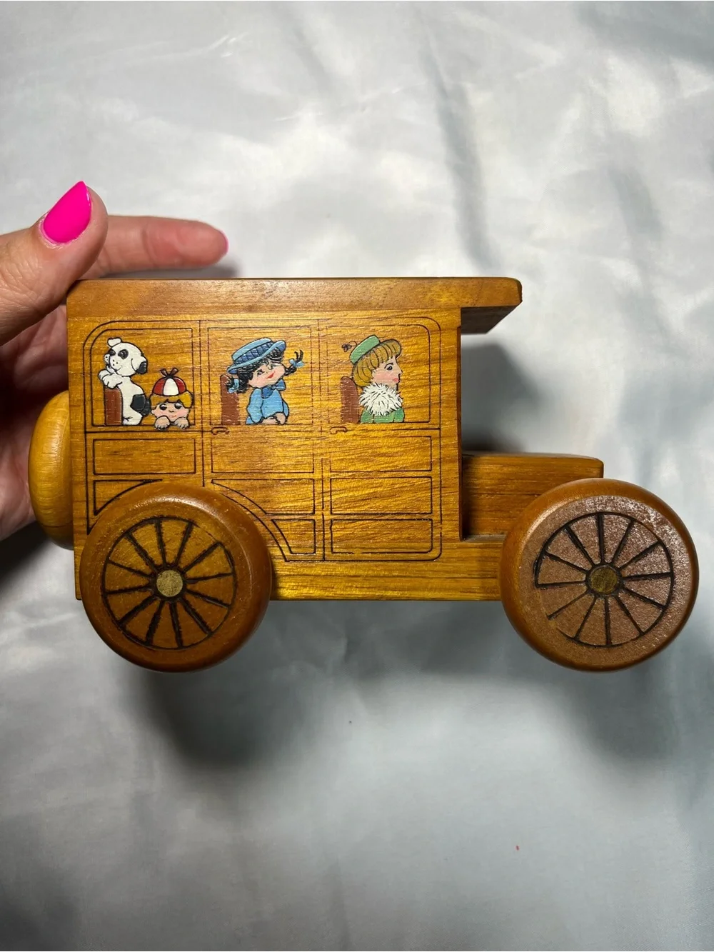 Vintage 1978 Toystalgia Rolling Wooden Coin Bank Toy Family Buggy Golden Valley - Picture 1 of 7